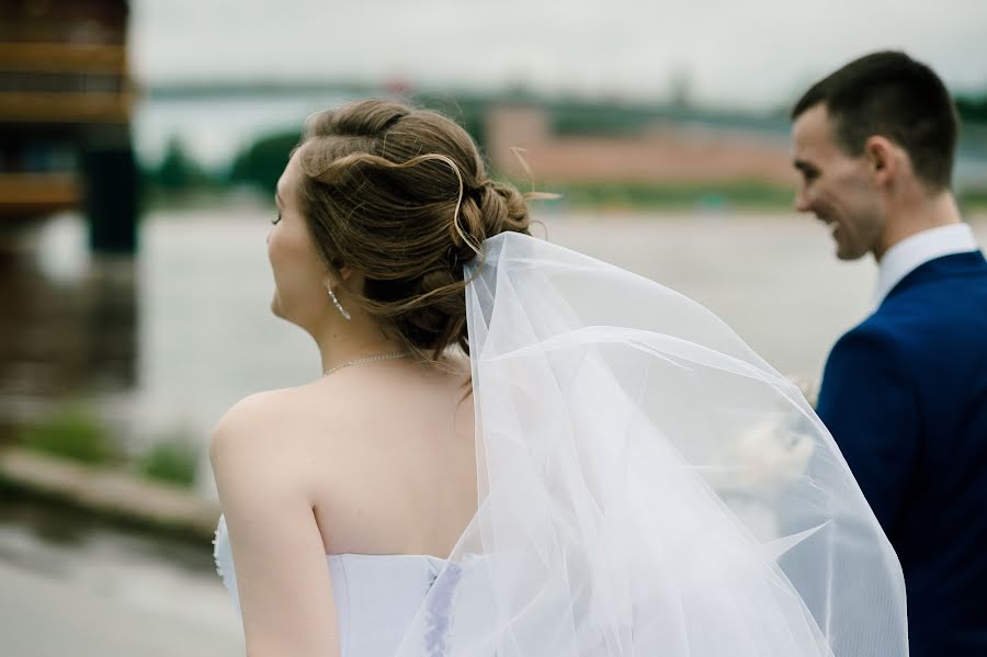 Fotógrafo de casamento Olga Batrak (batrakolla). Foto de 20 de janeiro 2018