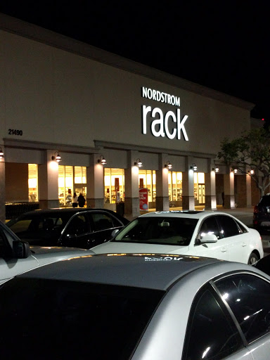 Department Store «Nordstrom Rack Topanga», reviews and photos, 21490 Victory Blvd, Woodland Hills, CA 91367, USA