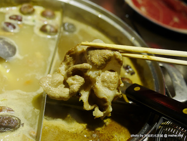 【食記】台北蒙古紅蒙古火鍋@大安捷運MRT國父紀念館 : 湯頭過癮,食材犯規,想吃道地蒙古鍋的...就是這裡啦! 中式 區域 午餐 台北市 吃到飽 大安區 宵夜 捷運美食MRT&BRT 晚餐 海鮮 火鍋/鍋物 蒙古料理 飲食/食記/吃吃喝喝 麻辣 