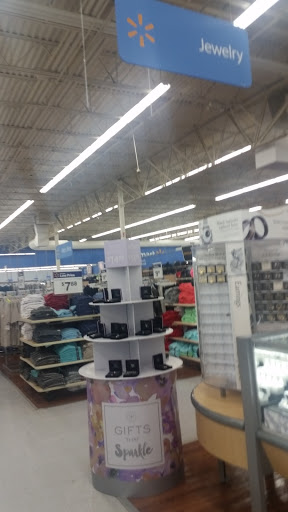 Department Store «Walmart Supercenter», reviews and photos, 517 W Avalon Ave, Muscle Shoals, AL 35661, USA