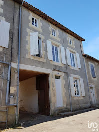 maison à Lezay (79)