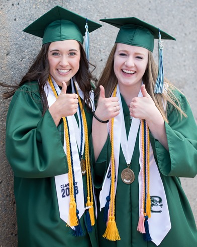 Graduation - friends-10