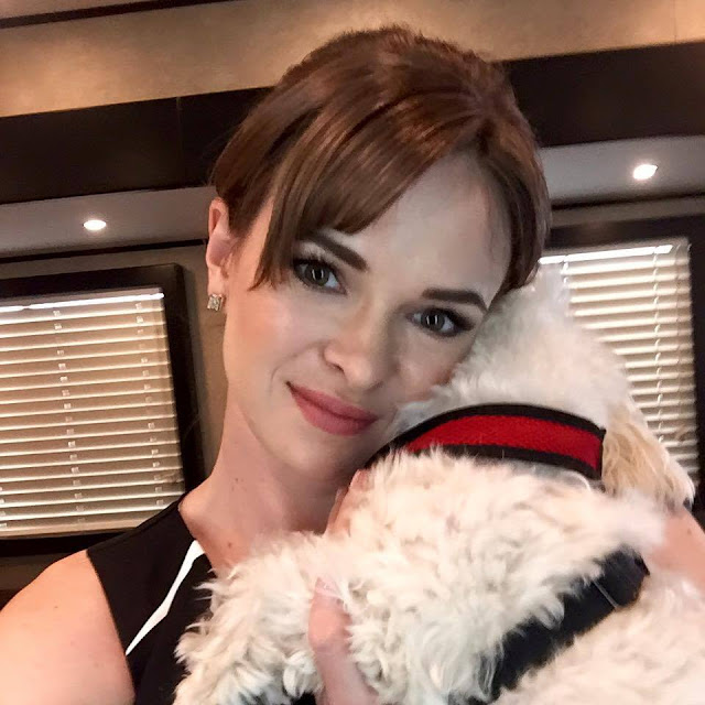 Danielle Panabaker Profile Dp Pics