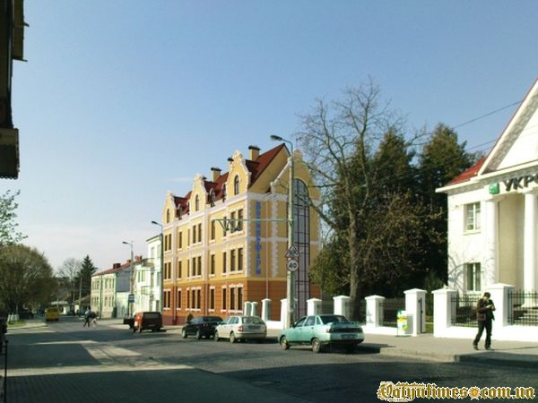 Проектна пропозиція забудови, що планується на вул. Богдана Хмельницького, 12