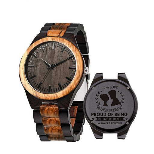 Title 3, Mens and Womens Large Dial Wood Quartz Watch....
