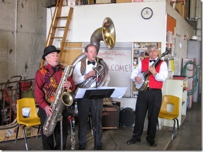 IMG_0555 Sucker Creek Jazz Band at the Willamette Shore Trolley Carbarn in Lake Oswego, Oregon on April 26, 2008