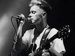 Bernard Sumner Net Worth, Age, Wiki, Biography, Height, Dating, Family, Career