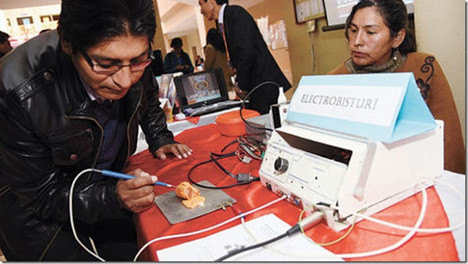 UPEA vincula el trabajo de estudiantes con los negocios