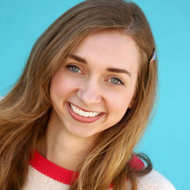 Lauren Lapkus Profile Pics Dp Images