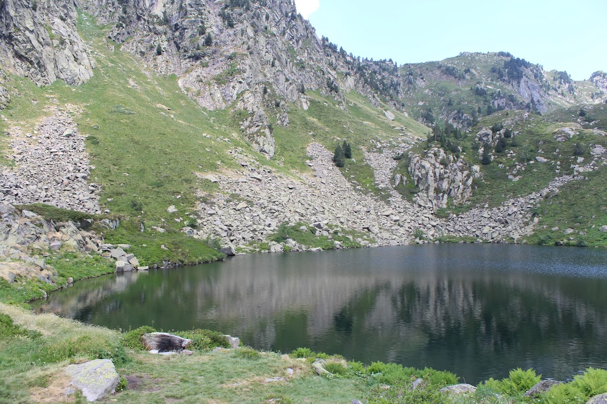 L'étang de Batouxiade dans la vallée d'Orlu IMG_4030