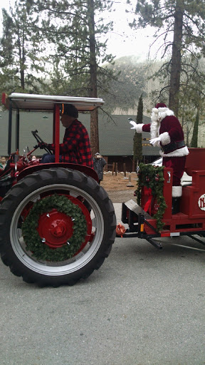 Grocery Store «Pine Mountain General Store», reviews and photos, 2513 Freeman Dr, Frazier Park, CA 93225, USA