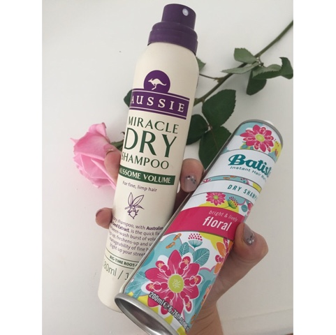 Ride Opdatering Par Dry Shampoo: Batiste Vs Aussie: Review | AnnaLouiseLoves