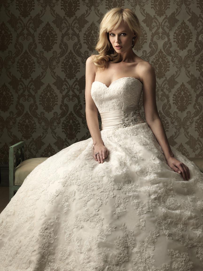 Ball Gown Wedding Dress