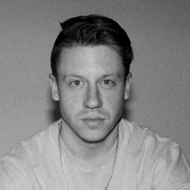 Biografi Profil Biodata Macklemore - Rapper Ben Haggerty Biography