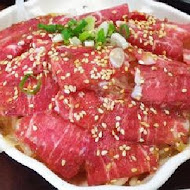 噴水雞肉飯(小雅店-五星旗艦店)