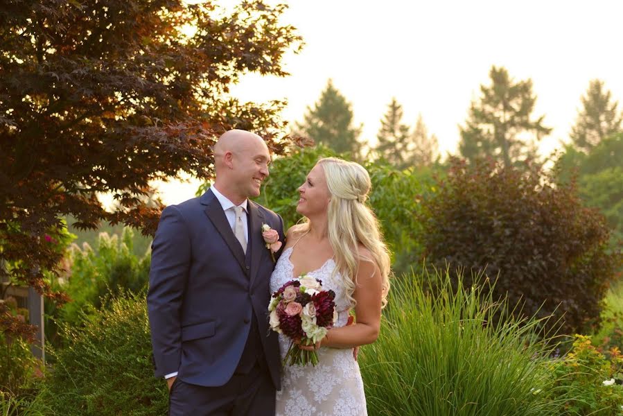 Fotógrafo de casamento Amber Depangher (sightglass). Foto de 22 de novembro 2019