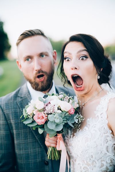 Fotógrafo de casamento Anna Tarazevich (anntarazevich). Foto de 1 de setembro 2017