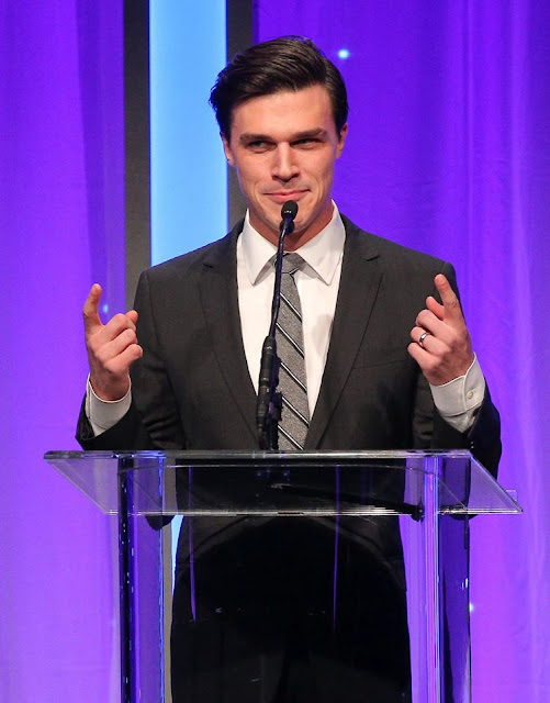 Finn Wittrock Profile pictures, Dp Images, Display pics collection for whatsapp, Facebook, Instagram, Pinterest, Hi5.