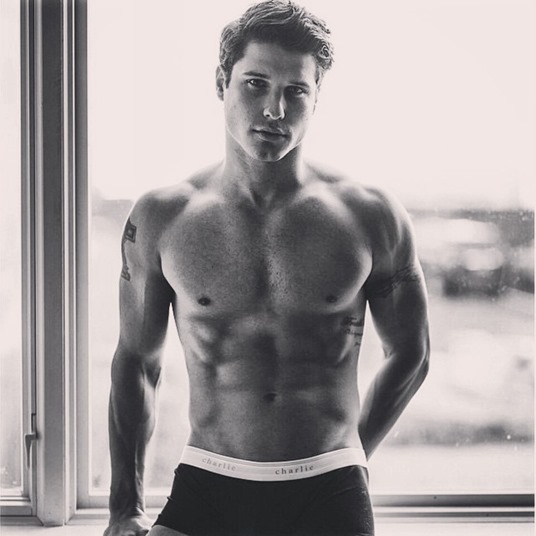 Happy-25th-Birthday-Cody-Calafiore-151214-09