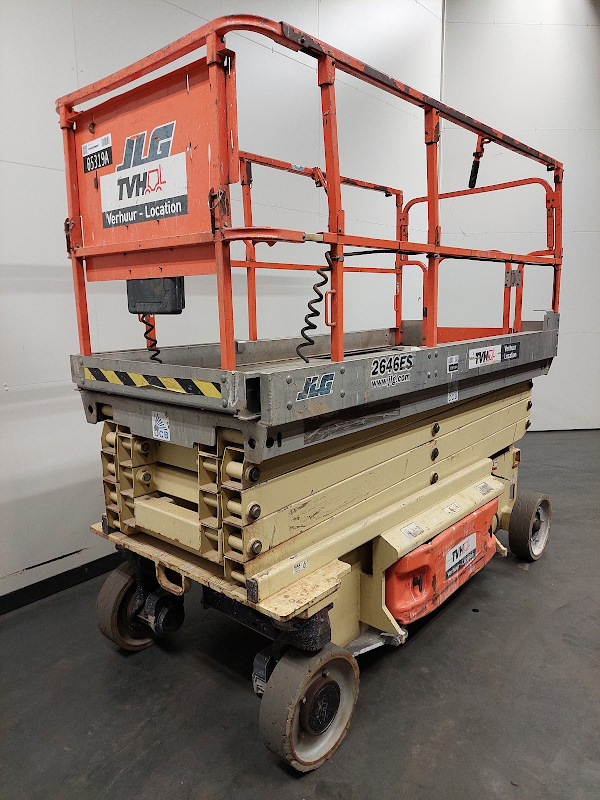 Picture of a JLG 2646ES