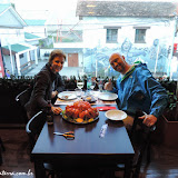 Comendo uma centolla - Ushuaia, Argentina