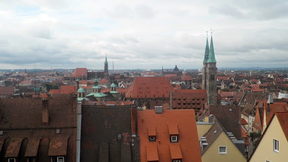 NUREMBERG: DEL MERCADO ARTESANAL AL CASTILLO IMPERIAL. - NUREMBERG Y BAMBERG. (29)