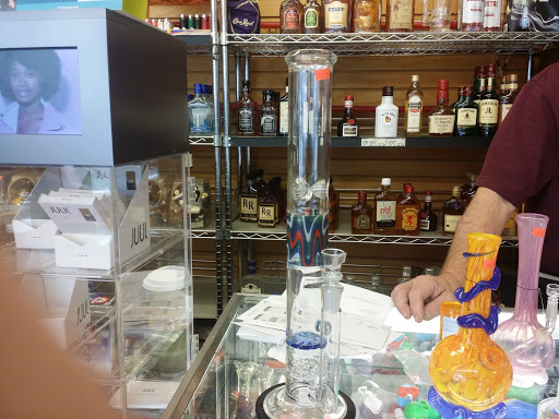 Tobacco Shop «Smoke N Stuff Head Shop», reviews and photos, 10001 St Charles Rock Rd, St Ann, MO 63074, USA