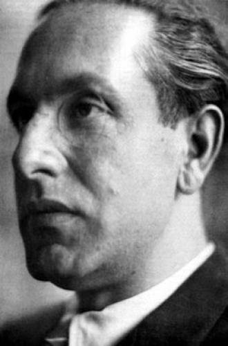 Evola Julius