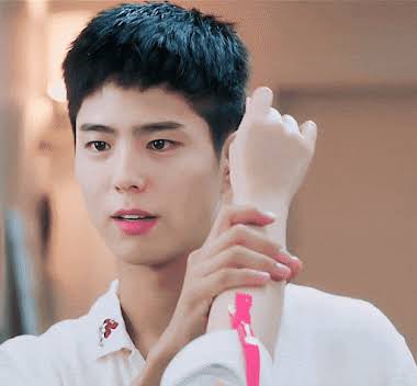 s🌷 on X: To anyone thinking that Park Bo Gum is just another Korean actor  popular for his “pretty face”, then let this less than 30 sec clip prove  you otherwise. Park