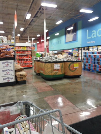 Grocery Store «El Super», reviews and photos, 315 San Fernando Mission Blvd, San Fernando, CA 91340, USA