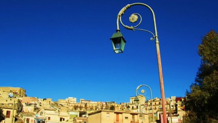 Nel Blu di Carmelo Vecchio