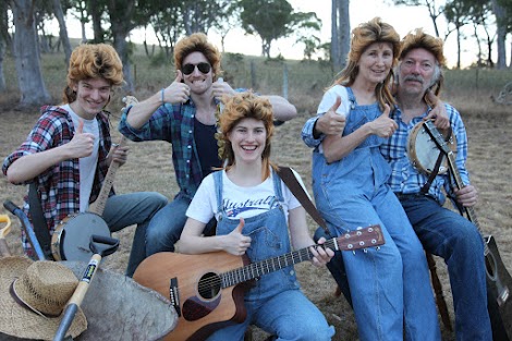 Baz 'n' Snags music clip Baz 'n' Snags music clip