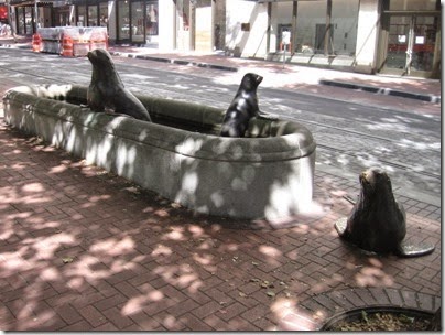 IMG_3313 Animals in Pools at Pioneer Courthouse in Portland, Oregon on September 7, 2008