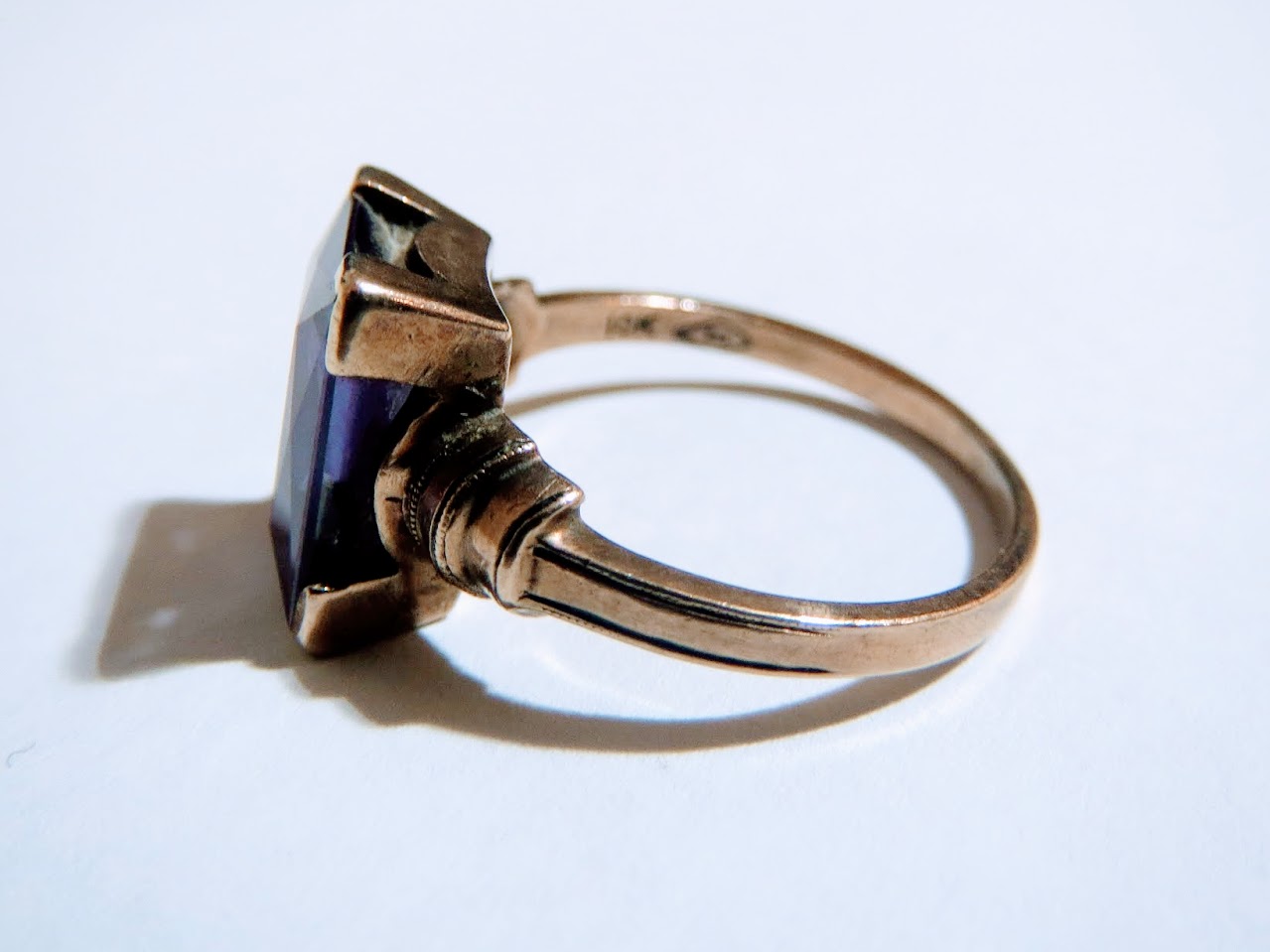 10K Gold and Amethyst Ring