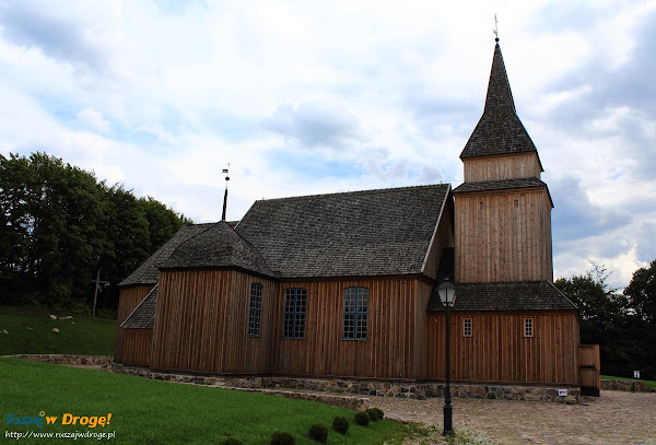 kaszuby Sierakowice - drewniany kościół