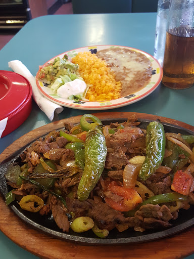 Restaurant «La Flor De Jalisco», reviews and photos, 1305 Industrial Blvd, Gainesville, GA 30501, USA