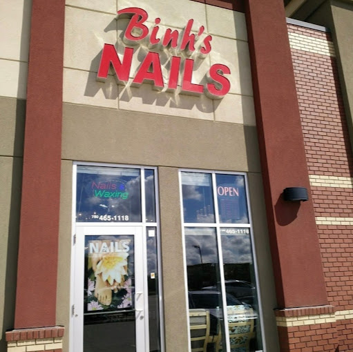 Binh's Nails logo