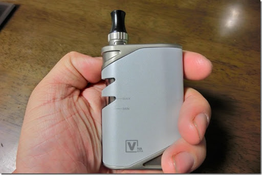 CIMG0430 thumb%255B1%255D - 【MOD】Vaptio VivaKita「FUSION Ⅱ Starter KIt](フュージョンⅡ スターターキット)レビュー！おしゃれでスタイリッシュ、コンパクト！操作も簡単で、誰にでも使いやすいAIOタイプMOD。【MOD/電子タバコ/Starter Kit/AIO】