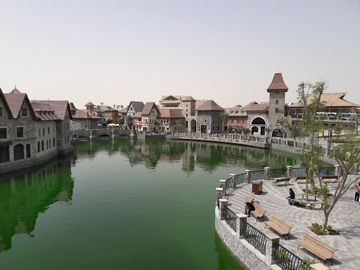 Dubai Parks and Resorts - Visitor Car Park, Dubai - United Arab Emirates, Theme Park, state Dubai