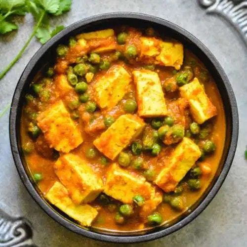 Tasty Matar Paneer Ki Sabzi