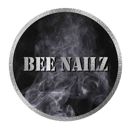 Bee nailz logo