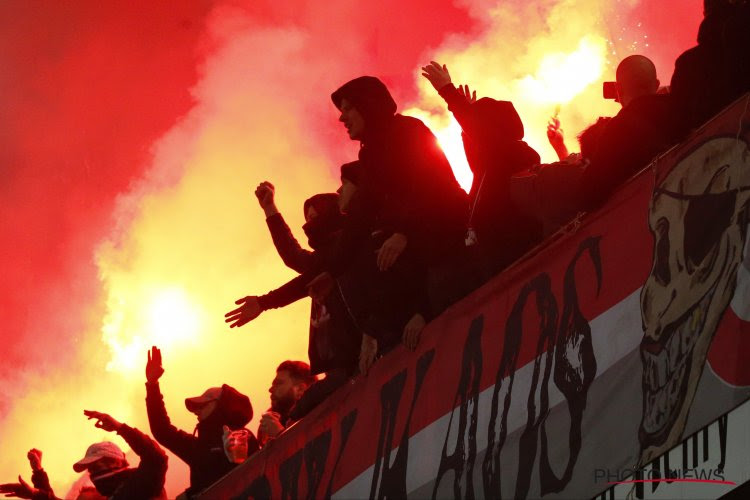 Quand un supporter du Standard chambre le club de Charleroi: "Ce serait possible de visiter l'armoire à trophée?" 