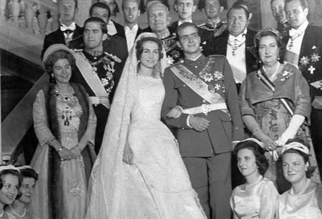 Boda de los reyes de España Juan Carlos y Sofía - Página 2 09