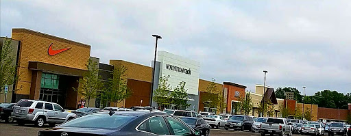 Shopping Mall «Deer Park Town Center Shopping Center», reviews and photos, 20530 N Rand Rd, Deer Park, IL 60010, USA