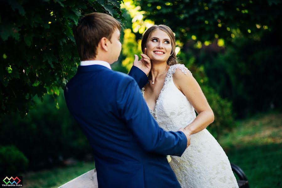 Fotografo di matrimoni Olga Trifonova (9876). Foto del 11 ottobre 2017