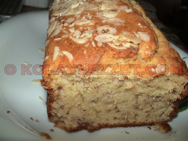 Banana cake