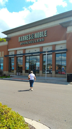 Book Store «Barnes & Noble», reviews and photos, 102 Commons Dr, Geneva, IL 60134, USA