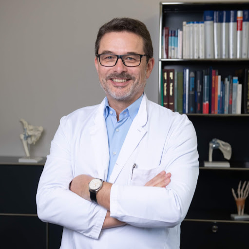 Dr. med. Philipp M. Lenzlinger | Unfallchirurgie | Traumatologie | Sportchirurgie logo