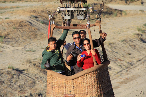 Sky Balloons Mx, Vuelos en globo Viajes y paseos en Globo Aerostaticos, Carr. México-Tulancingo km 28.0 int 1, Francisco Villa, 55830 San Martin De Las Piramides, MEX, México, Agencia de excursiones | EDOMEX