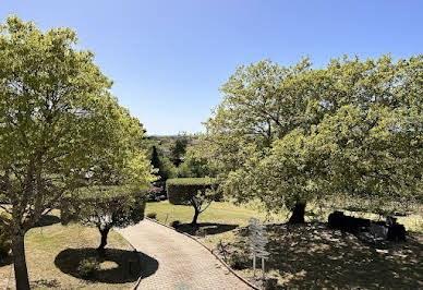 Villa avec piscine et terrasse 4